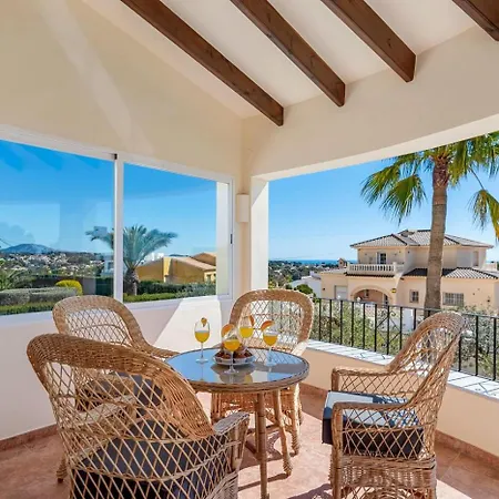 Villa Azur - Plusholidays *