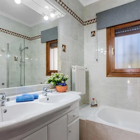 Villa Azur - Plusholidays *