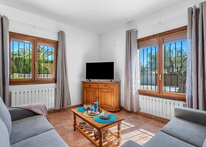 Azur - Plusholidays Villa