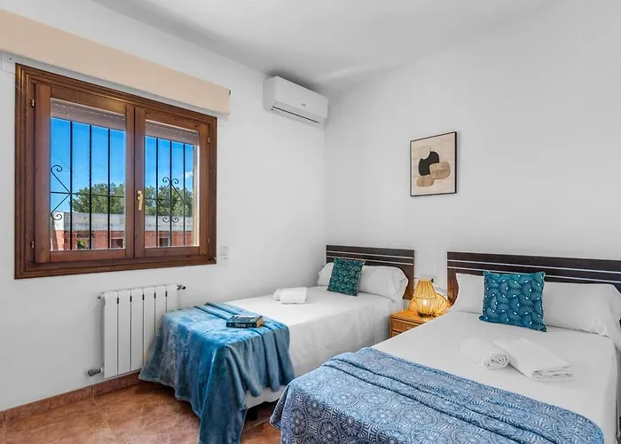 Azur - Plusholidays Villa