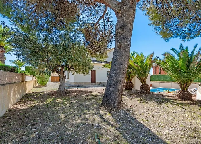 Azur - Plusholidays Villa *